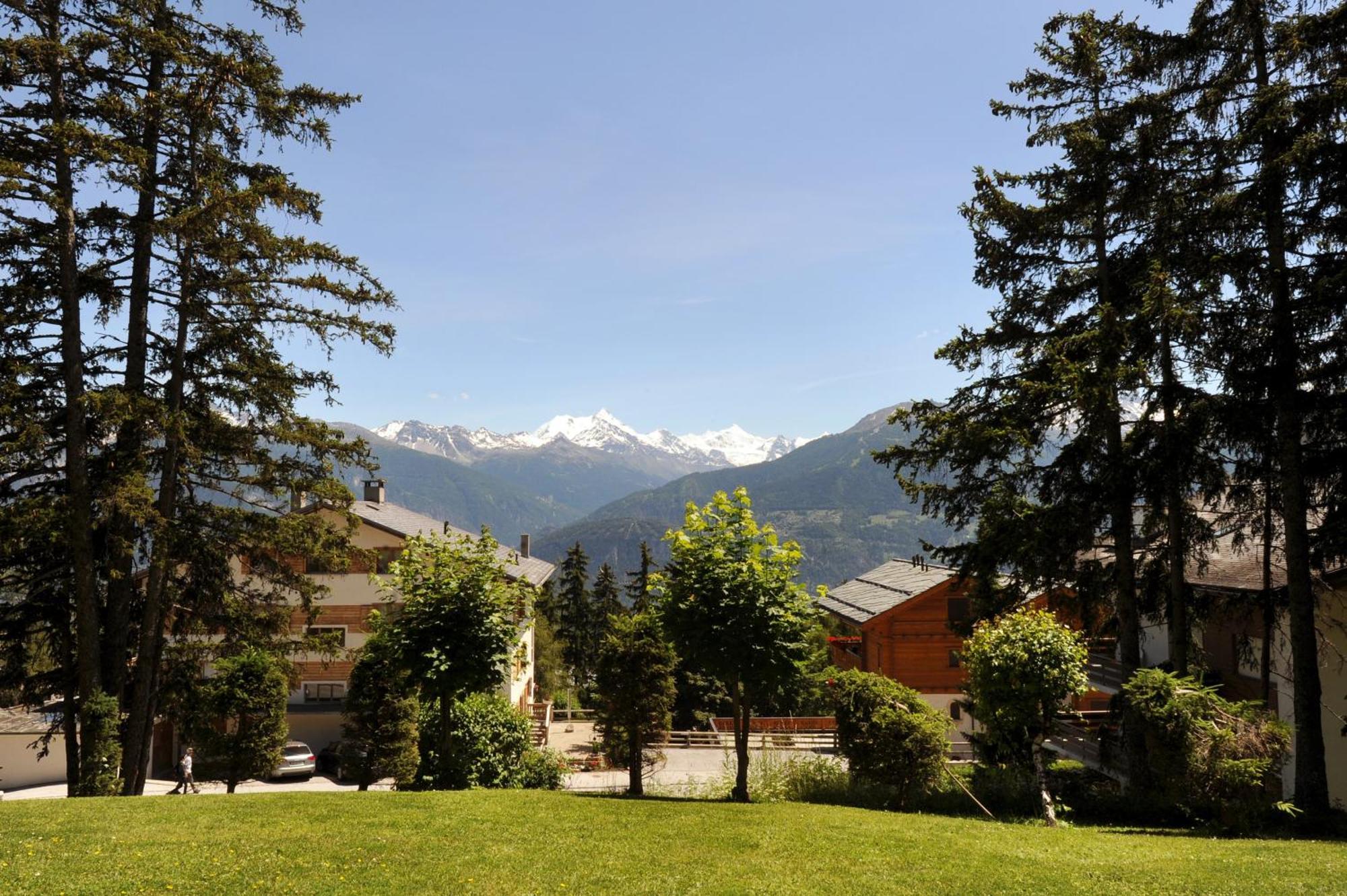 Hotel Helvetia Intergolf Crans-Montana Exteriör bild