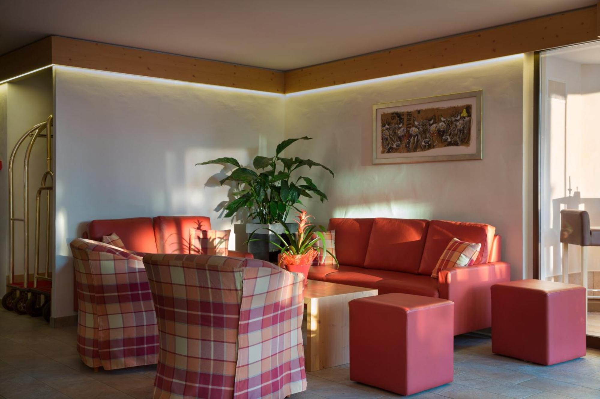 Hotel Helvetia Intergolf Crans-Montana Exteriör bild